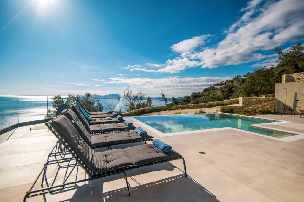 The Nobles Villas02 Pool01117be502 9a81 4b62 a3d2 e4bc540104df 1920 1